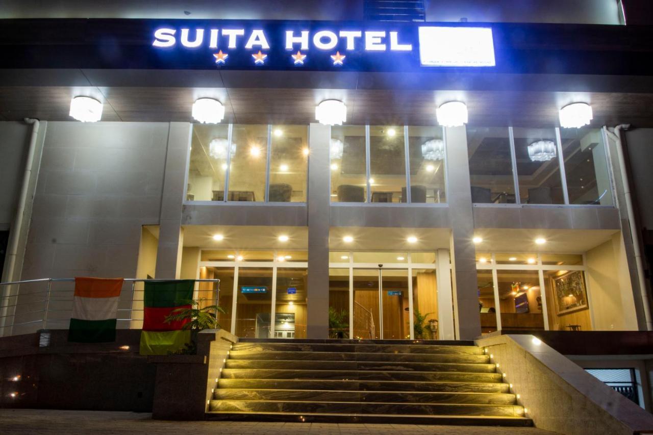 Suita Hotel Yaoundé Eksteriør billede