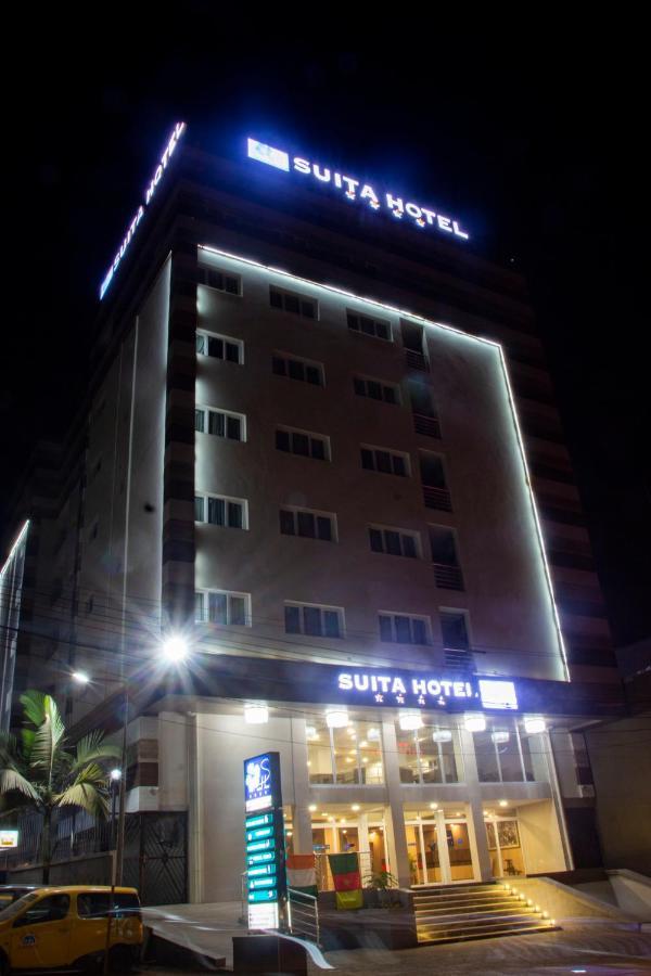 Suita Hotel Yaoundé Eksteriør billede